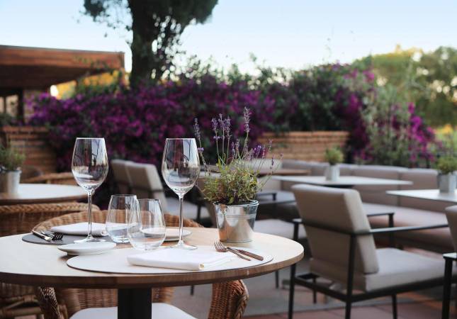 El mejor precio para Hotel Peralada Wine Spa & Golf. Relájate con nuestra oferta en Girona